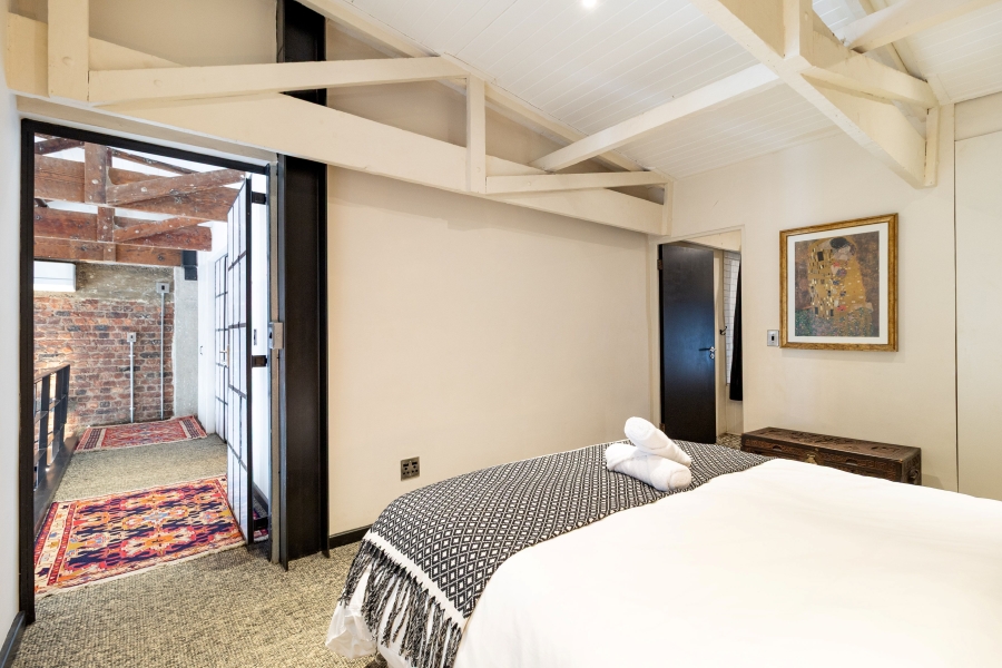 6 Bedroom Property for Sale in Cape Town City Centre Western Cape